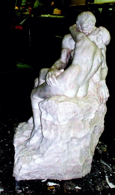 Репродукция работы О.Родена  *поцелуй*