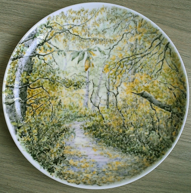Осенний лес (фарфоровая тарелка)