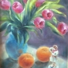 Тюльпаны, апельсины и фарфоровая статуэтка
