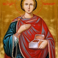 Именная икона  св Пантелеимона Целителя.