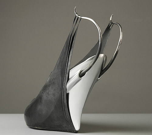 extraordinary-women-shoes-28.jpg