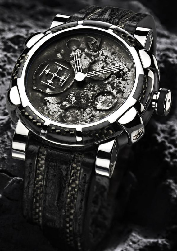 wristwatch-scandalous-16.jpg