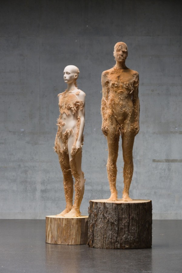 the-tainted-sculptures-aron-demetz-16.jp