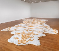 Бин Сью (Xu Bing): Тигриная шкура из сигарет