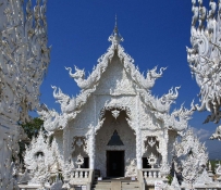 Ват Ронг Кхун (Wat Rong Khun): Белый храм