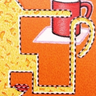 Кофе обжигающий губы.