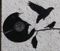 Kesa: Виниловые силуэты